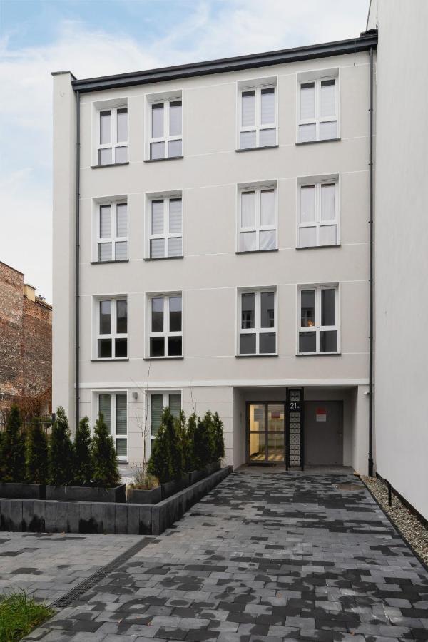 City Studio With Ac Czarnowiejska By Renters คราคูฟ ภายนอก รูปภาพ
