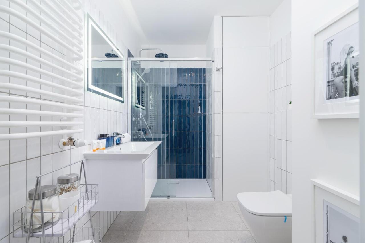 City Studio With Ac Czarnowiejska By Renters คราคูฟ ภายนอก รูปภาพ