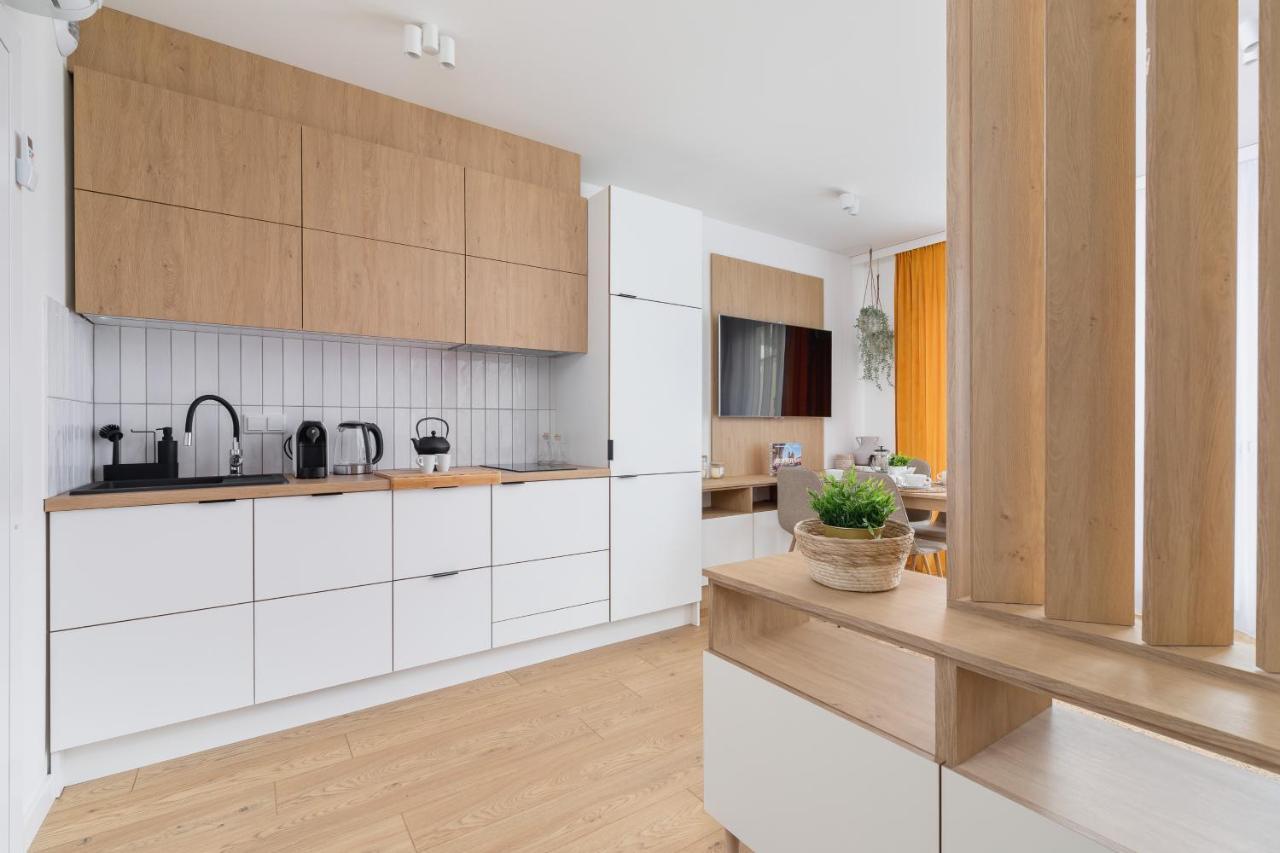 City Studio With Ac Czarnowiejska By Renters คราคูฟ ภายนอก รูปภาพ