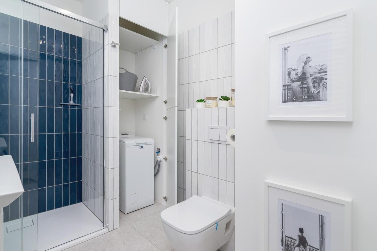 City Studio With Ac Czarnowiejska By Renters คราคูฟ ภายนอก รูปภาพ